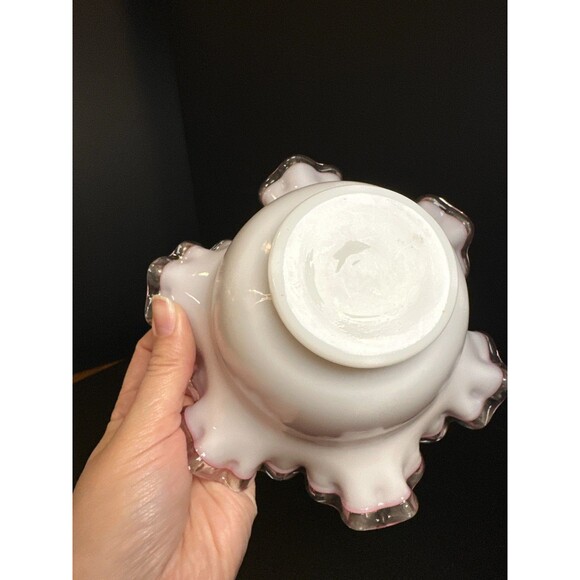 Vintage Pink Opalescent Ruffled Edge Art Glass Bowl Vase 6.75" x 3.5" - Picture 4 of 8